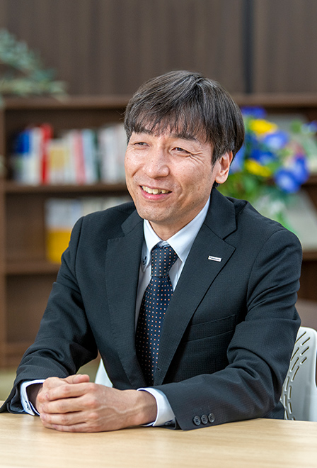 代表取締役副社長 飯島 春樹 写真